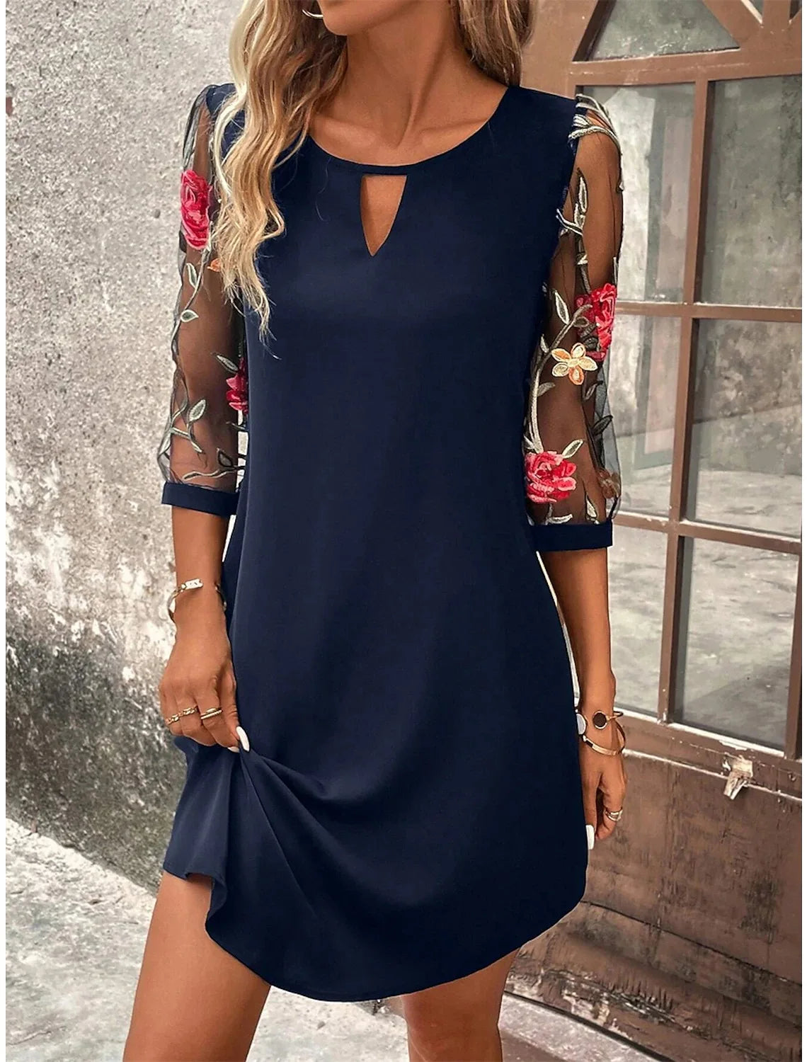 Vestido Luxo Feminino Manga Média Estampa Decote Redondo Mini Arasco